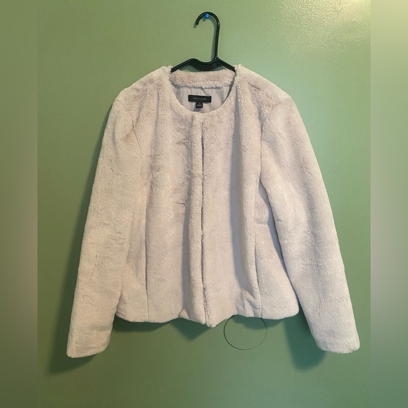 Ann Taylor Jackets & Blazers - Ann Taylor Soft Cream Teddy Jacket